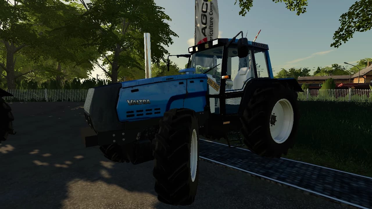 VALTRA 8400 2