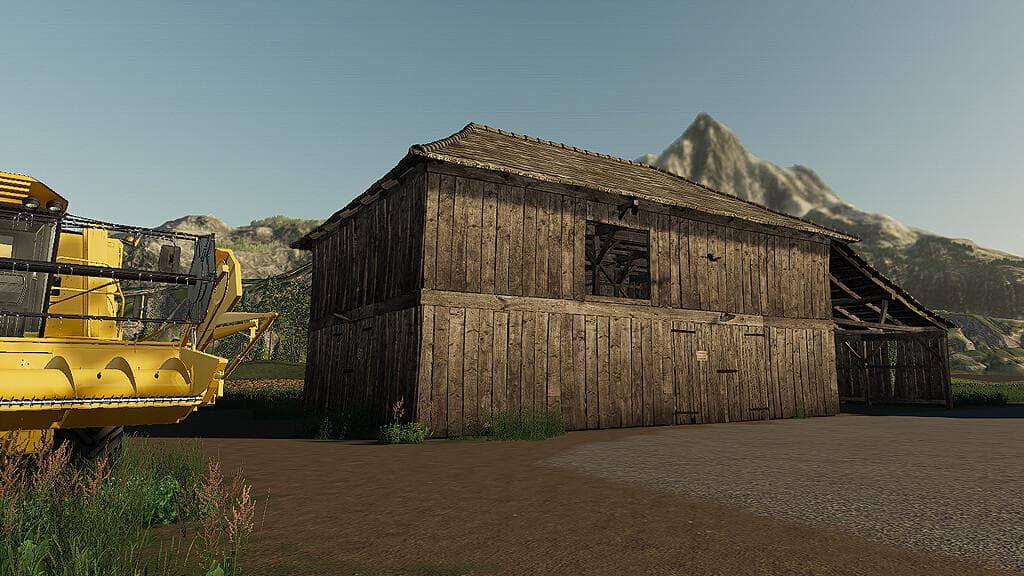 VERY OLD BARN 4