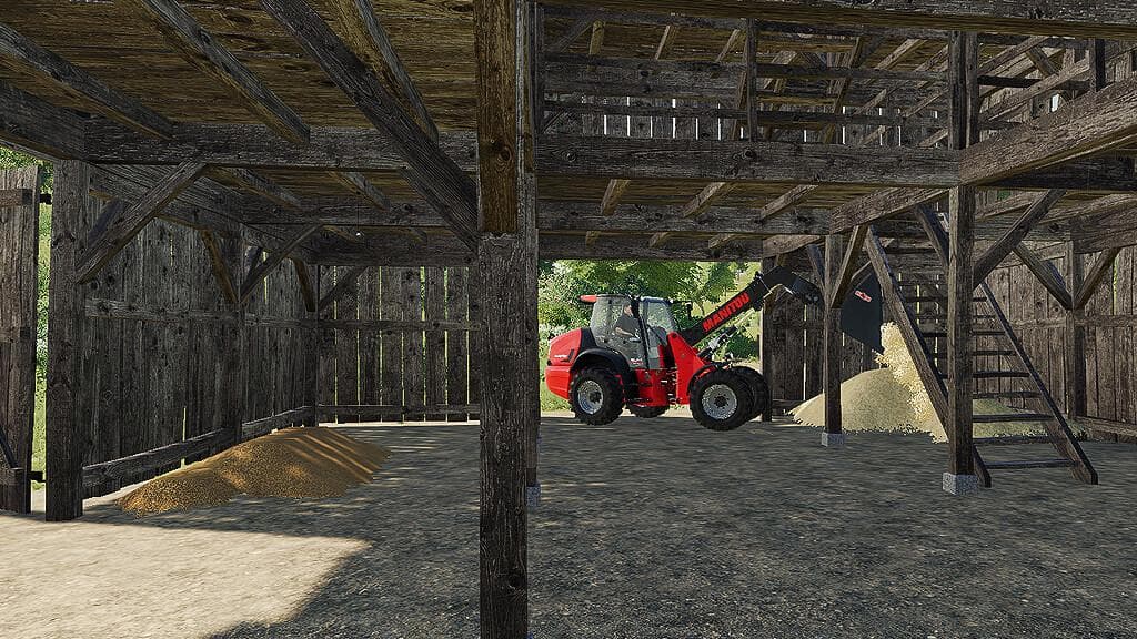 VERY OLD BARN 3