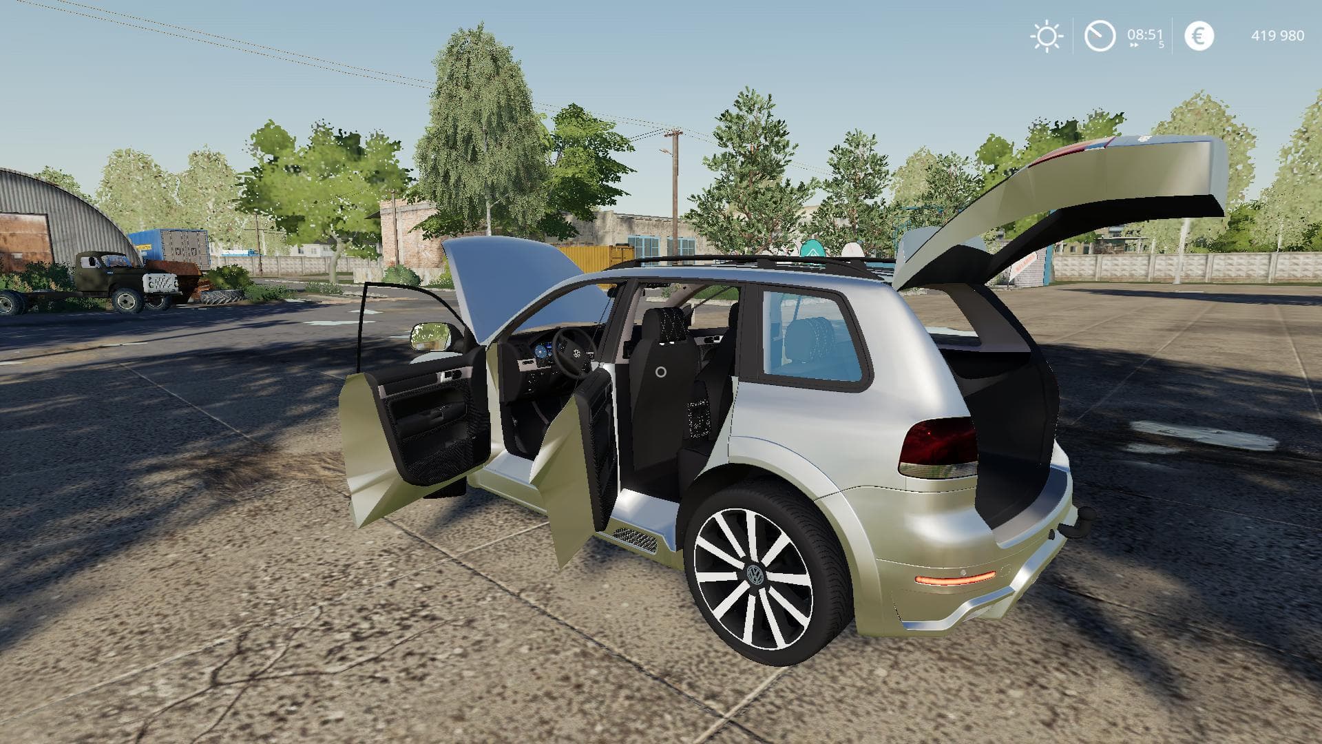 VOLKSWAGEN TOUAREG 4