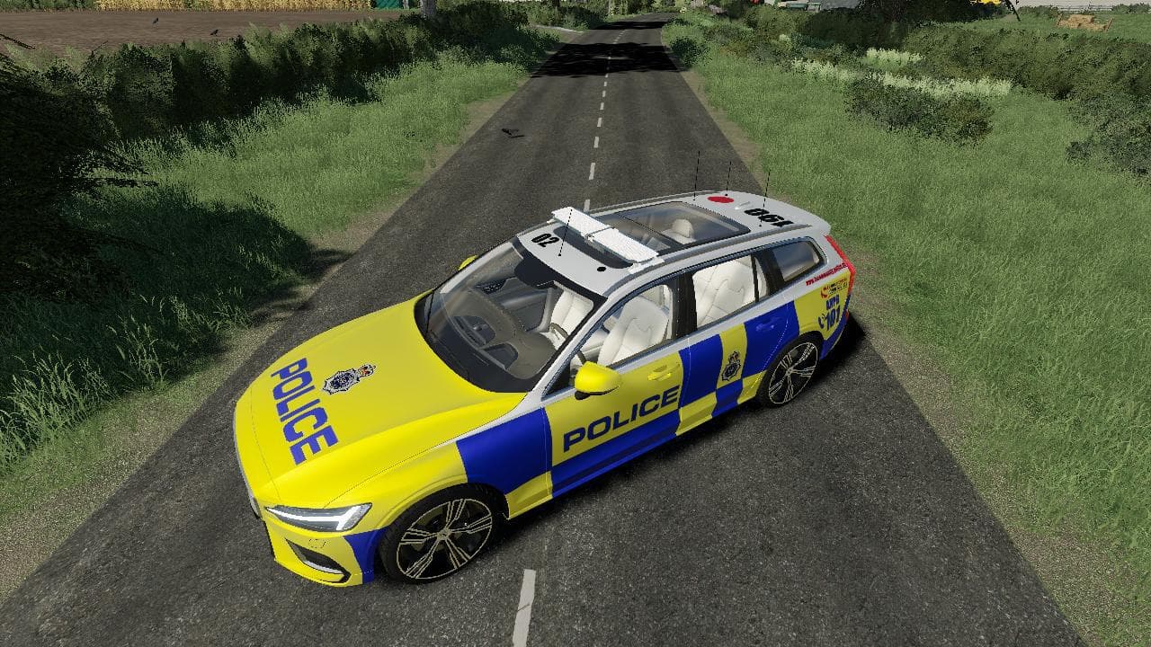 VOLVO UK POLICE EDIT