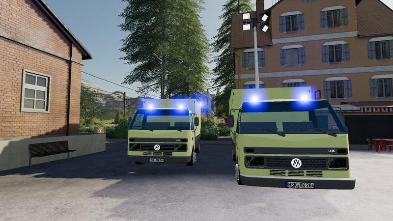 VW LT DRK &amp; MALTESER