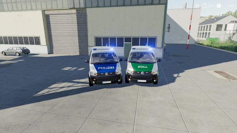 VW T5 POLICE AND CUSTOMS WITH UNIVERSAL PASSENGER 4