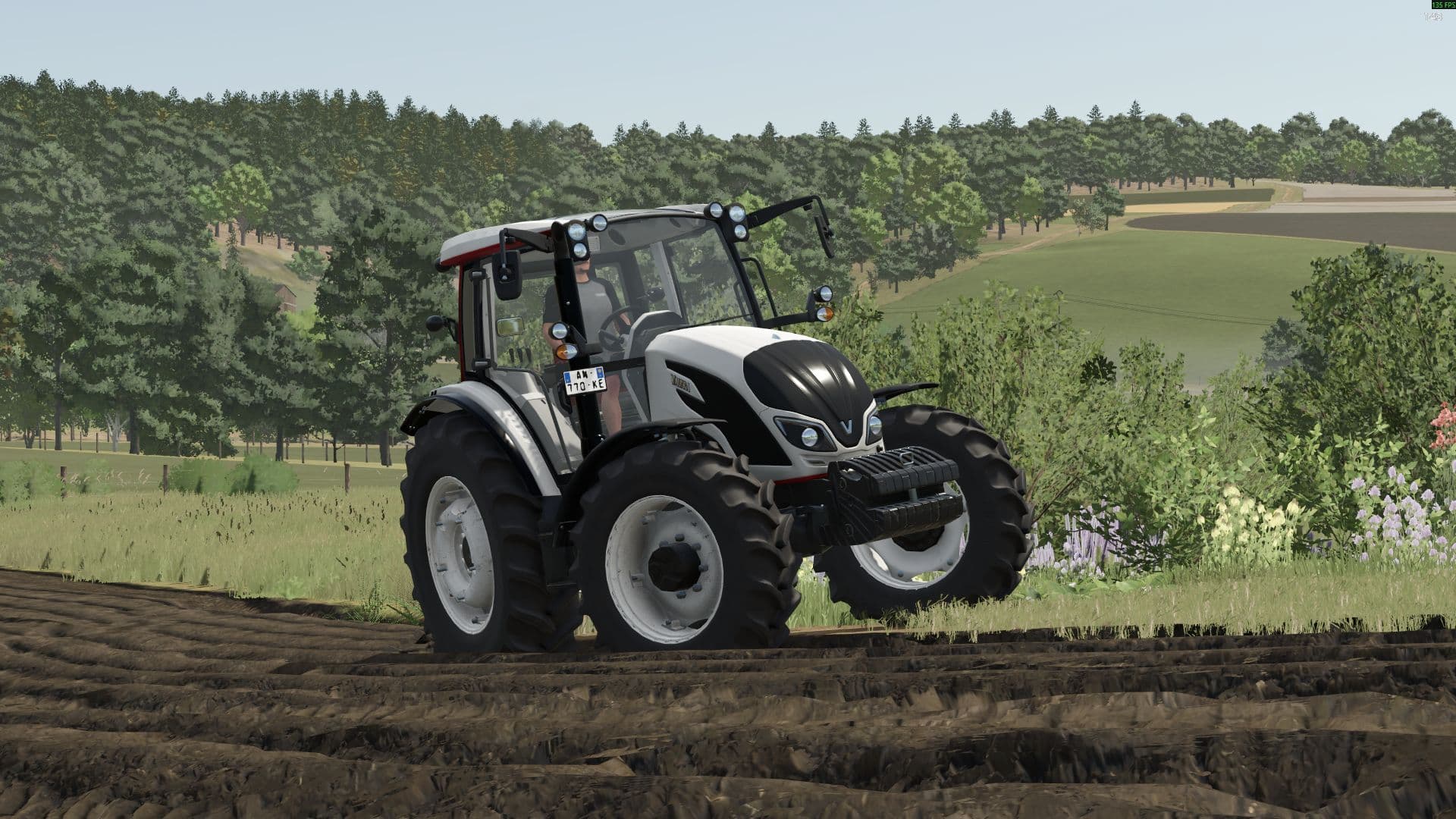 Valtra A114 4