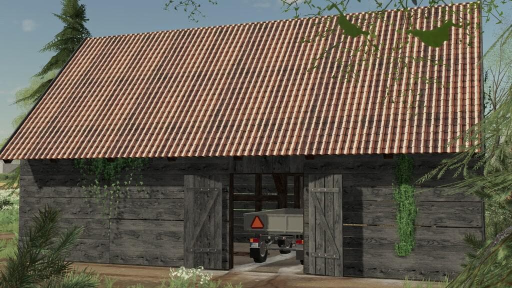 WOODEN BARN 2