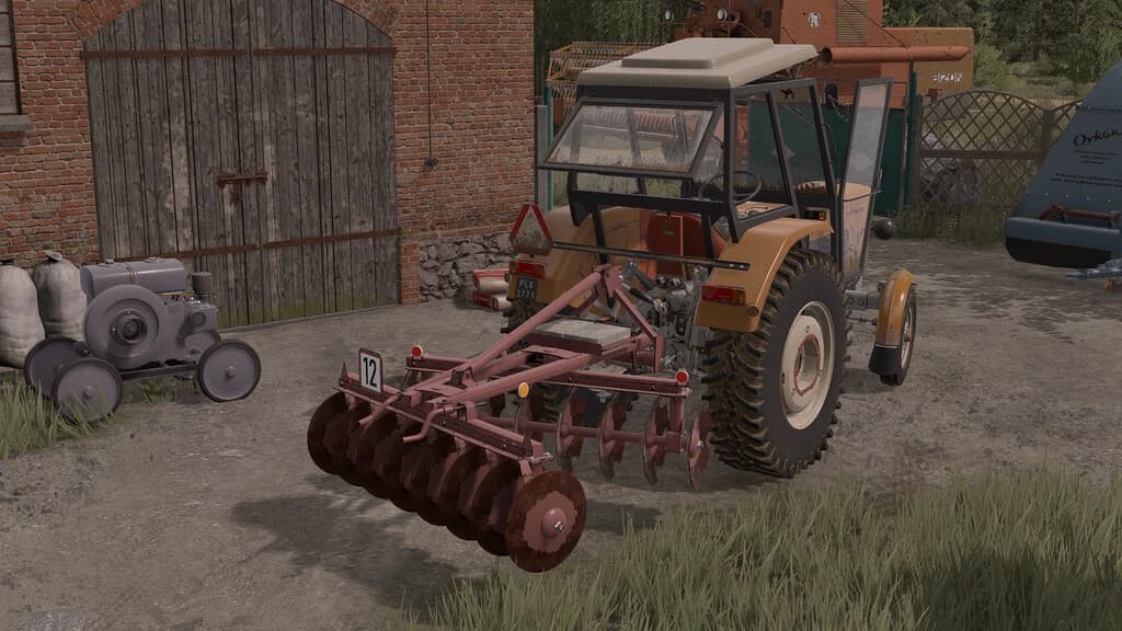AGROMET FAMAROL SLUPSK U240 2