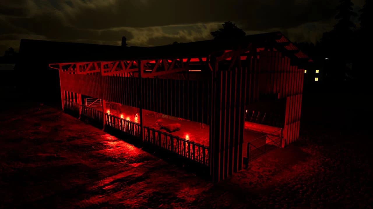 BARN FOR COWS IN STRAW AIR