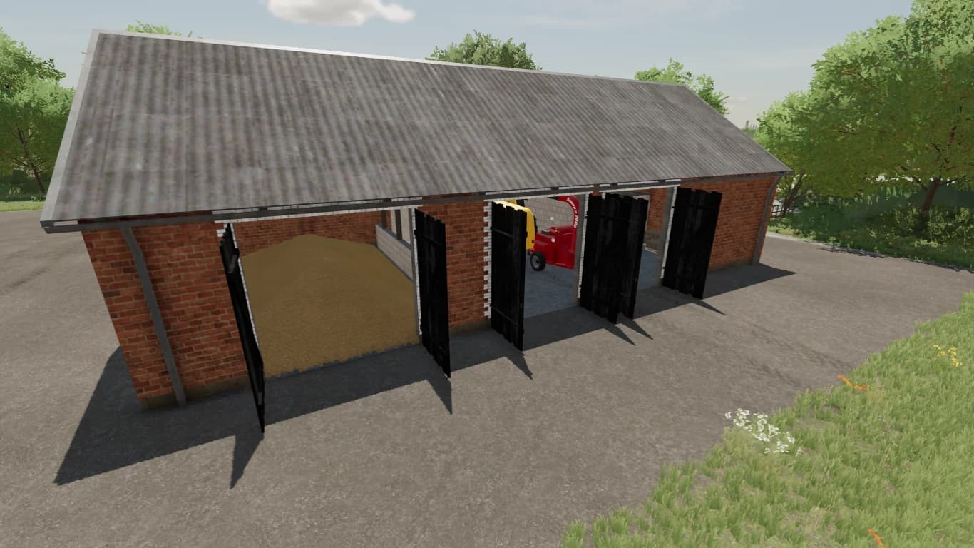 BARN WITH CHICKEN COOP