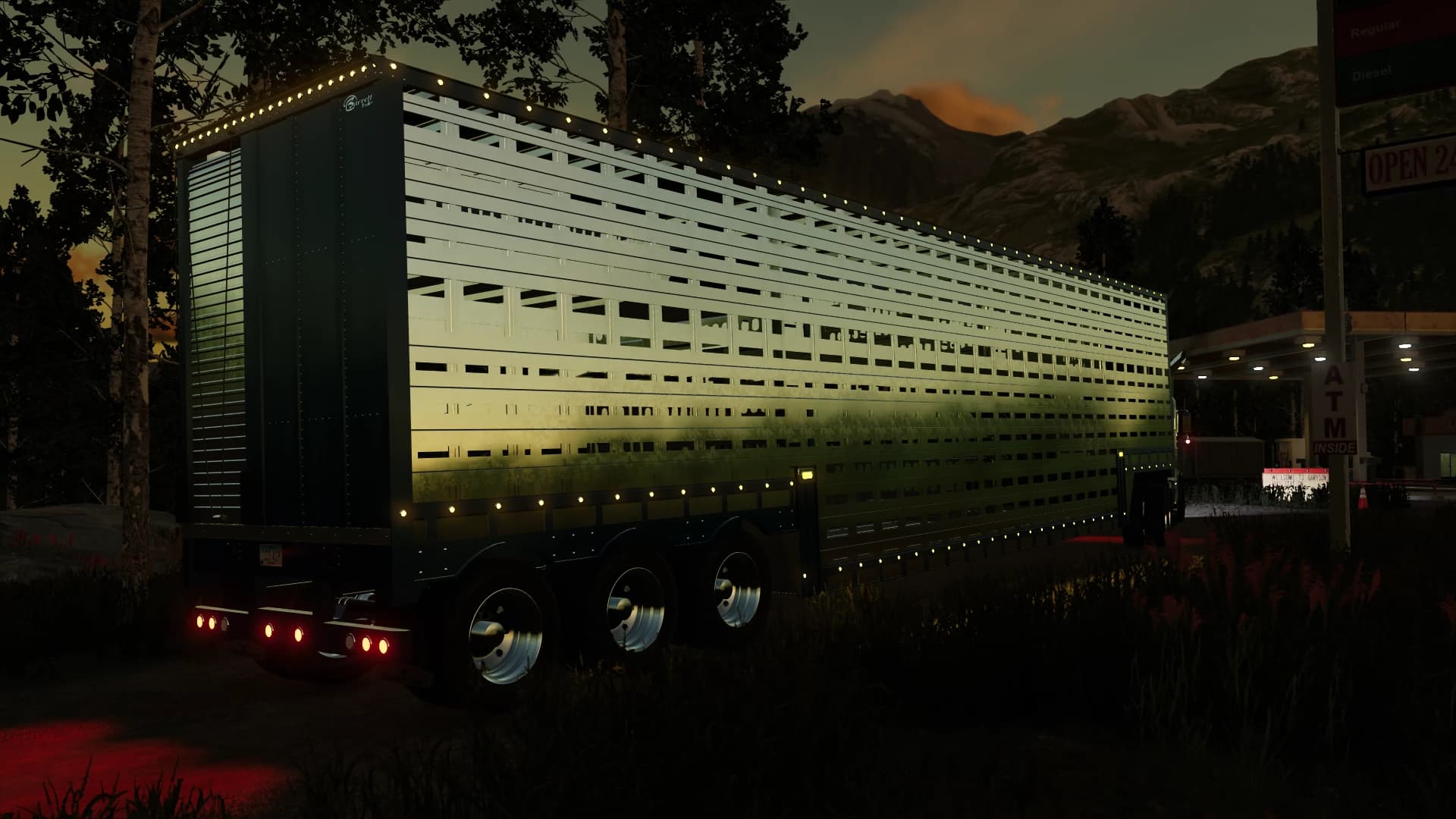 BARRET LIVESTOCK TRAILER 3