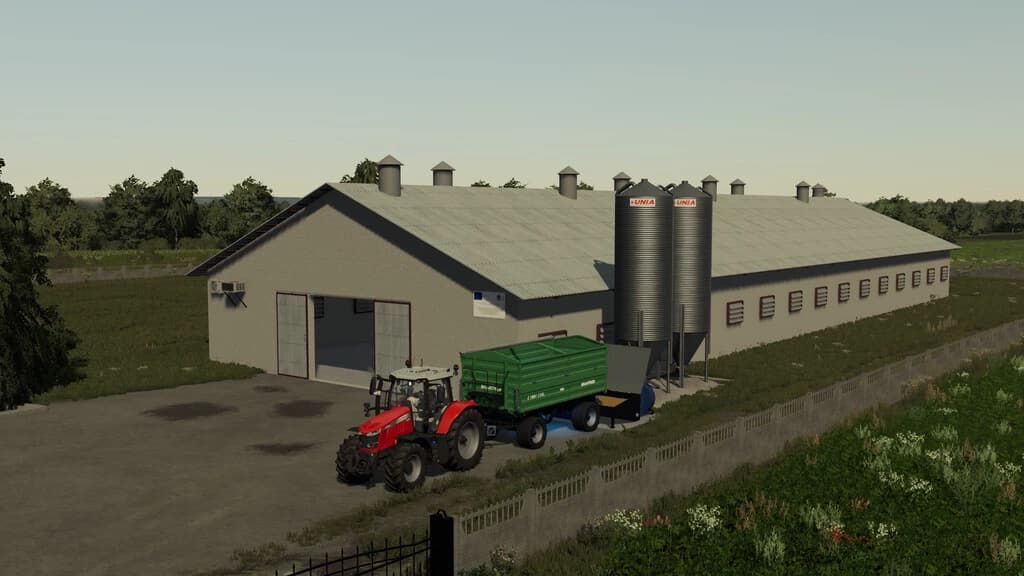 BIG CHICKEN BARN 3