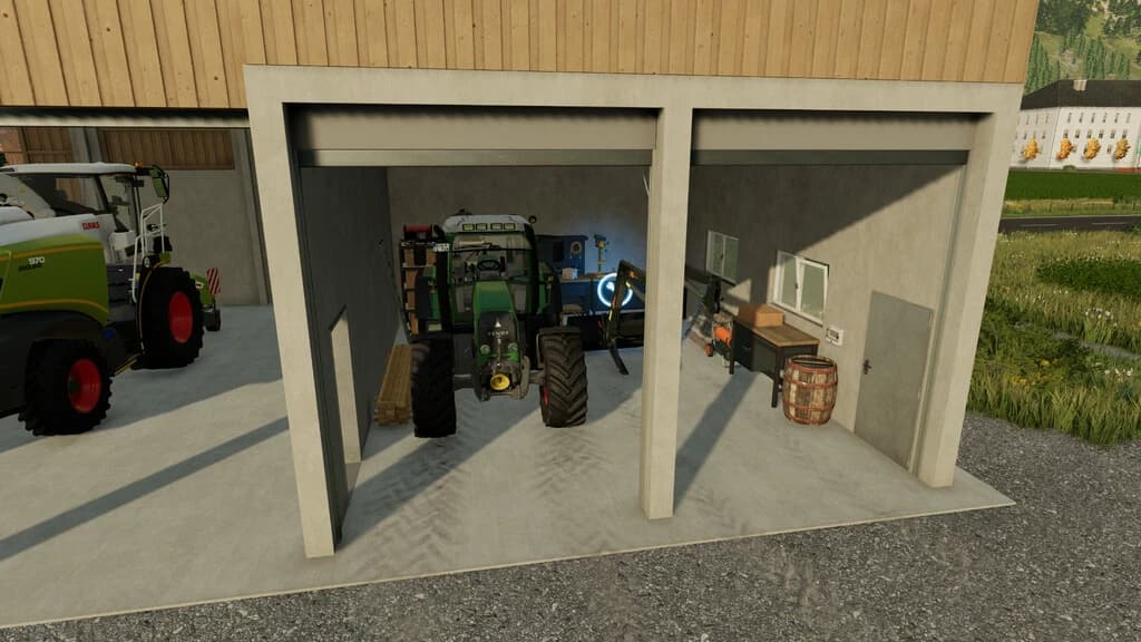 BIG STORAGE HALL