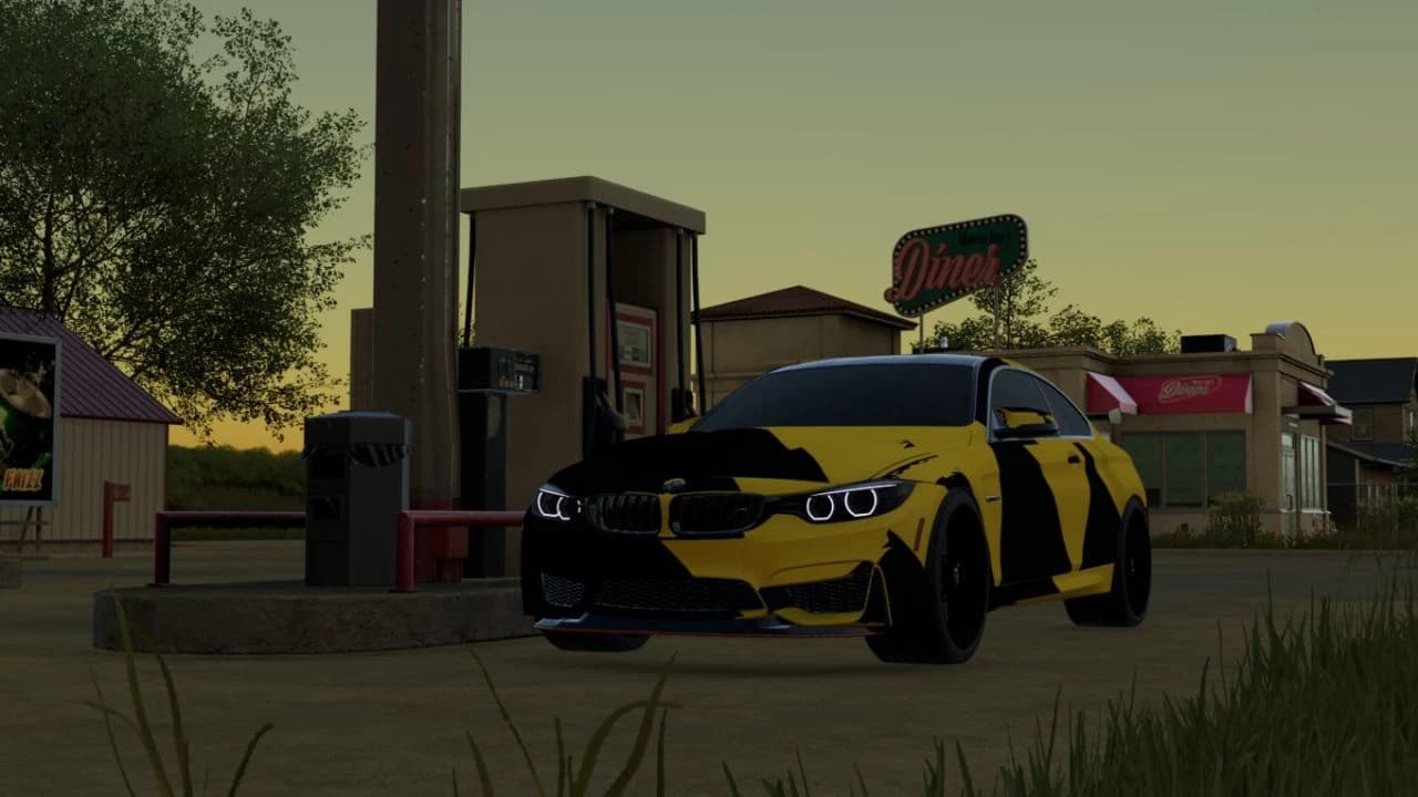BMW M4 GTS 4