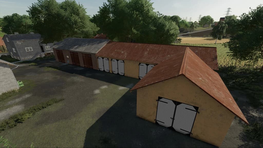 BRICK AND PLASTERED GARAGE