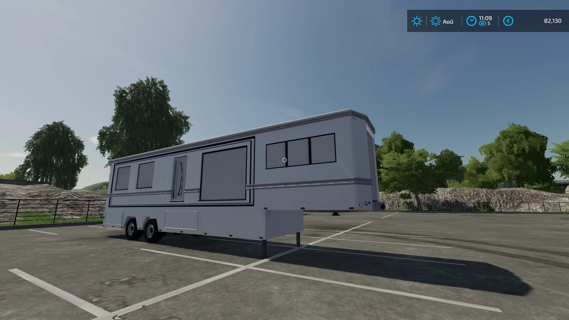 CARAVANE SEMI BLANCHE 2