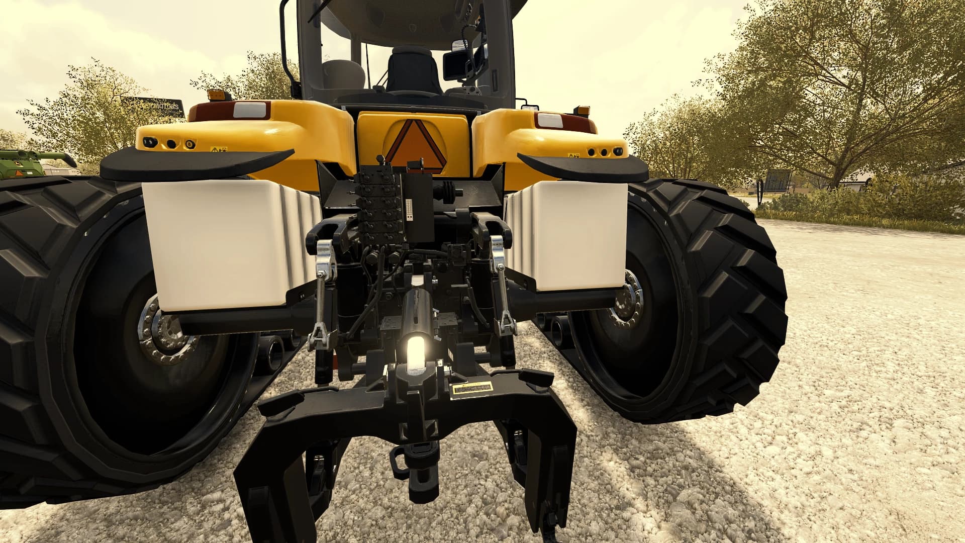 CHALLENGER MT700 W/AGRI TANKS