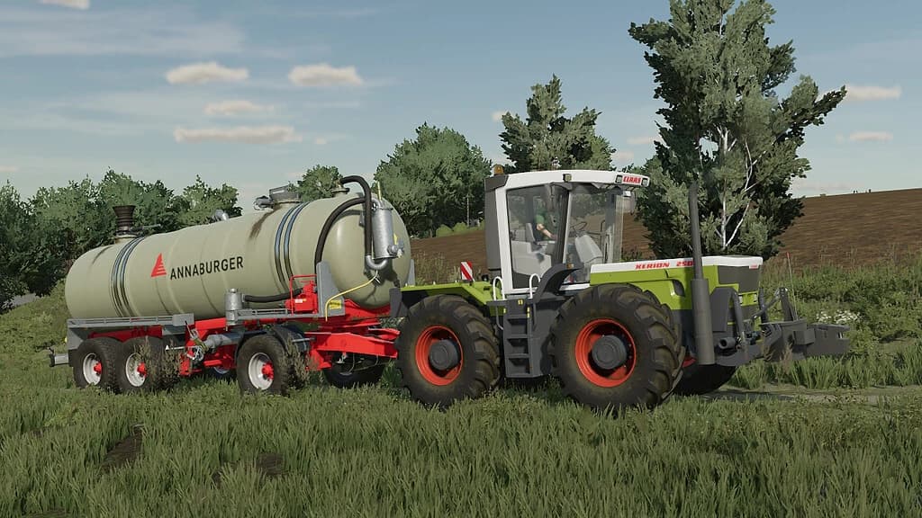 CLAAS XERION 2500/3000 SERIES