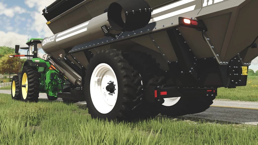 DEMCO 22 SERIES GRAIN CARTS 2