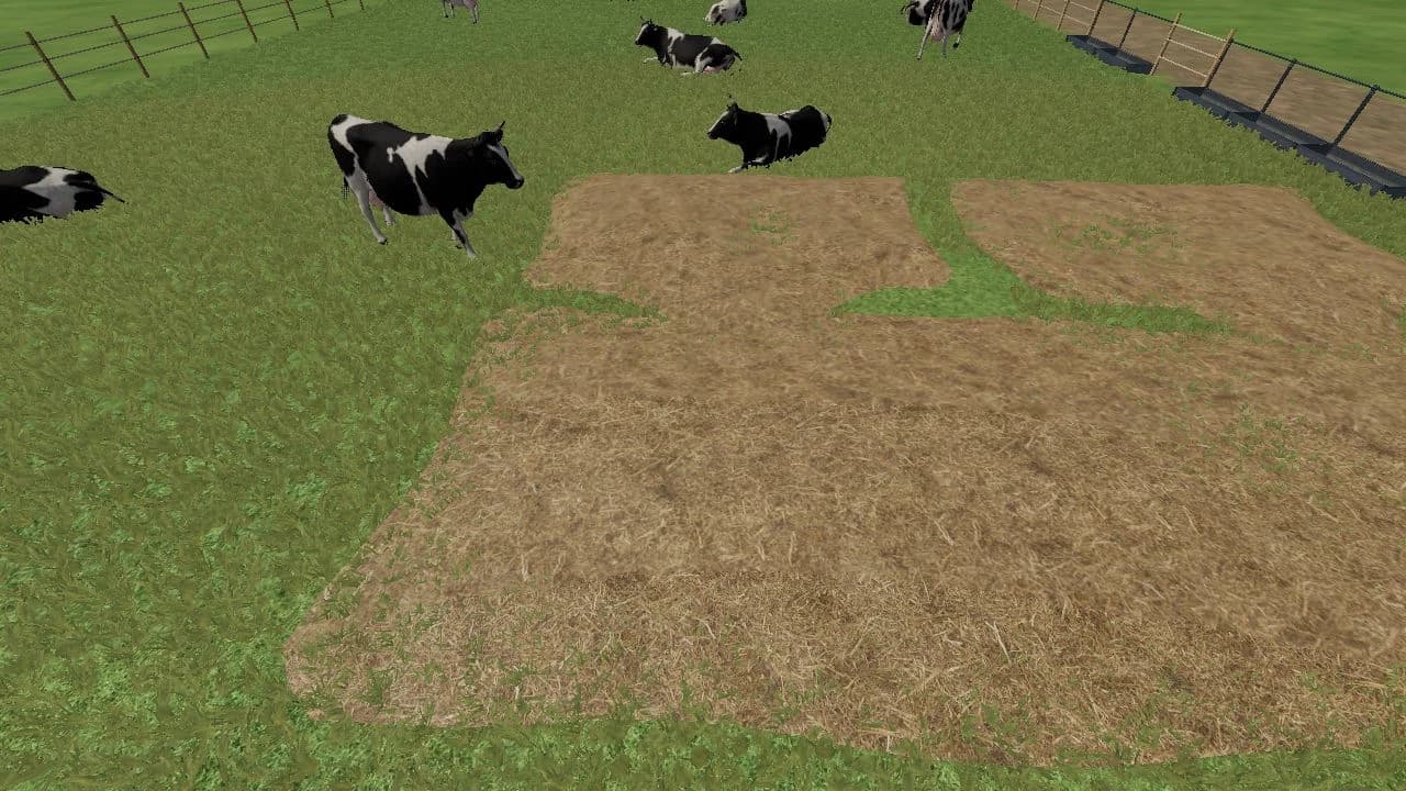 Decorative pile of straw 2