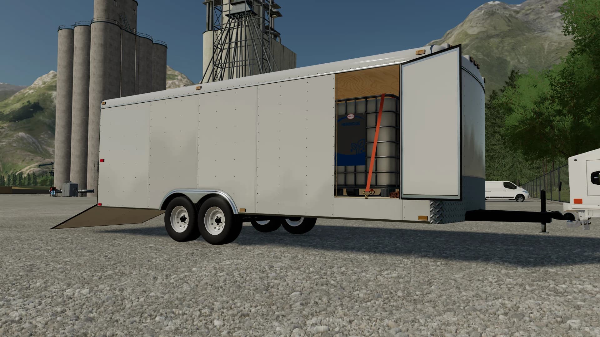 ENCLOSED TRAILER 5