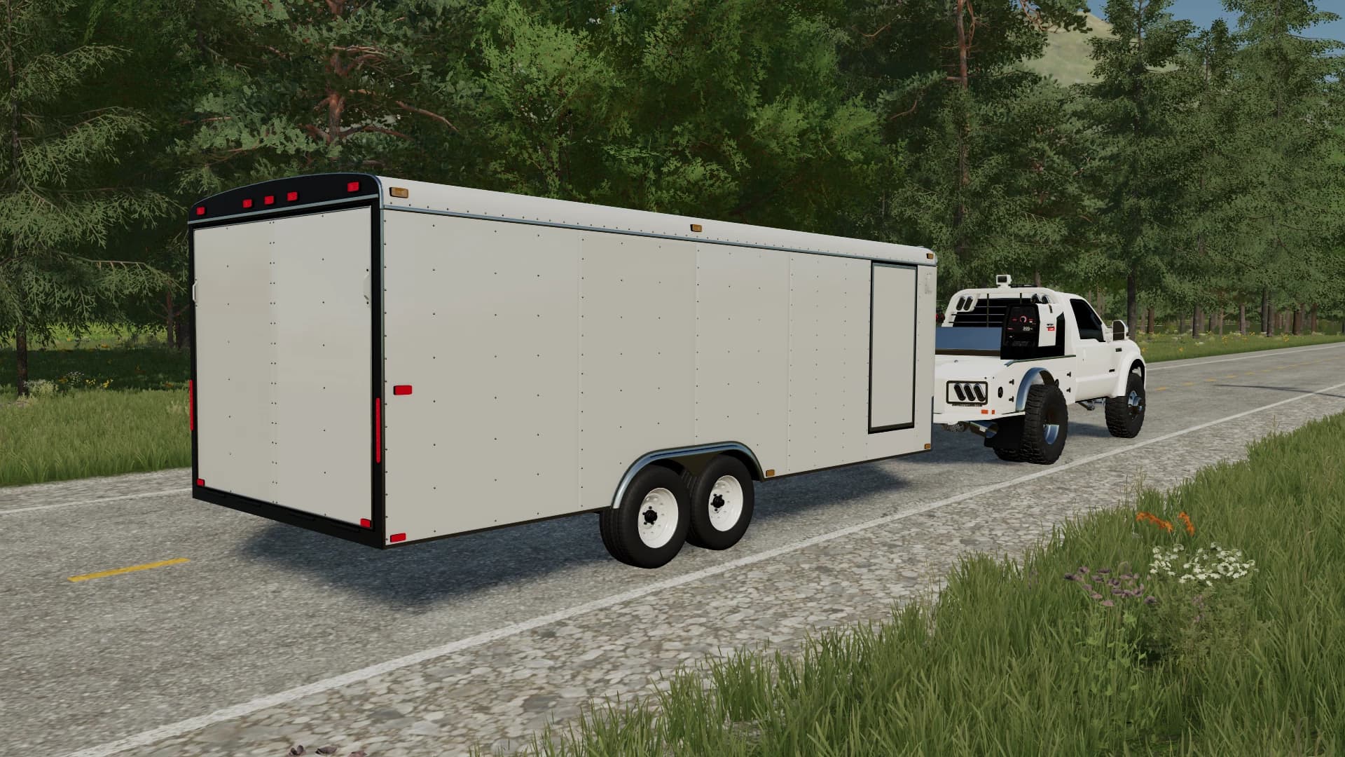 ENCLOSED TRAILER 3