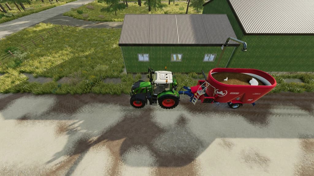 FARM TMR-MILK BUILDING