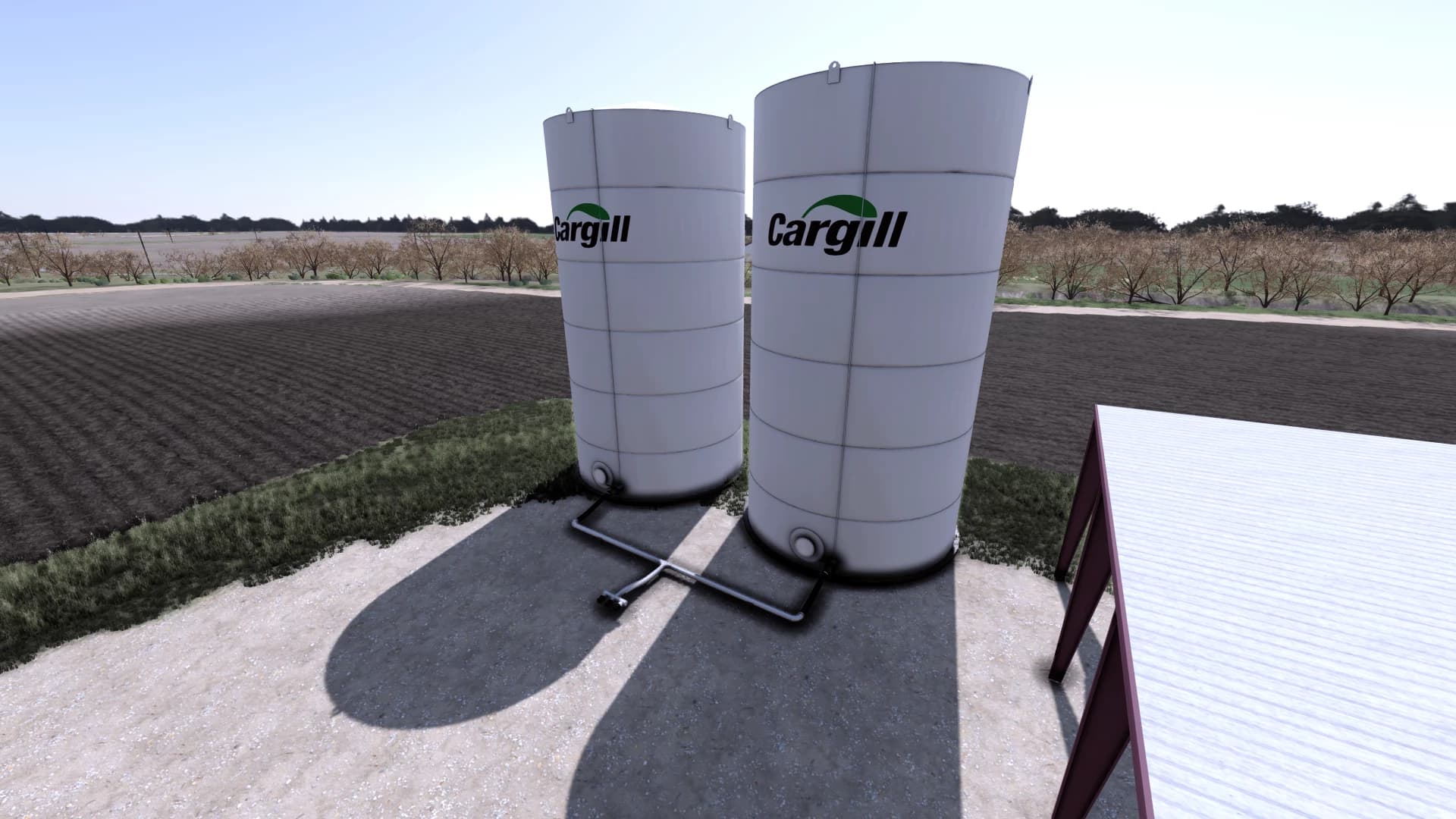 FERTILIZER TANKS 3