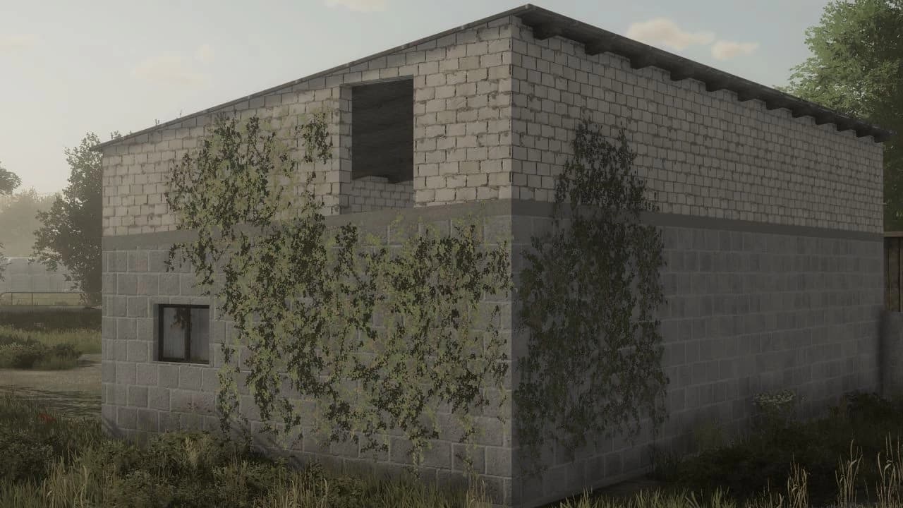 Farm Building With Garage 4