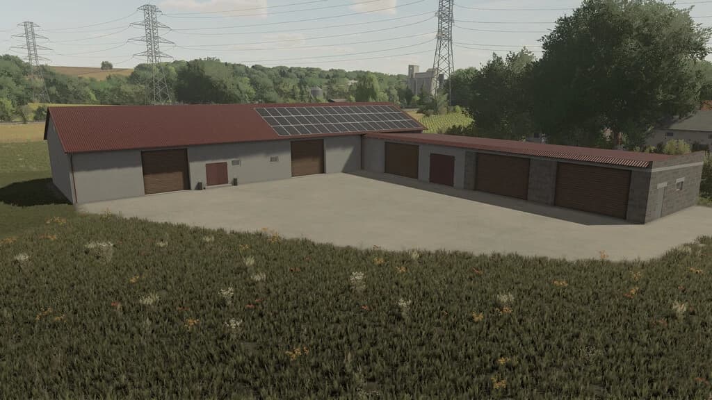 GRAIN STORAGE WITH HEN HOUSE 3