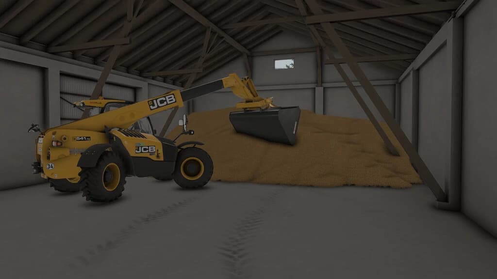 GRAIN STORAGE WITH HEN HOUSE 2