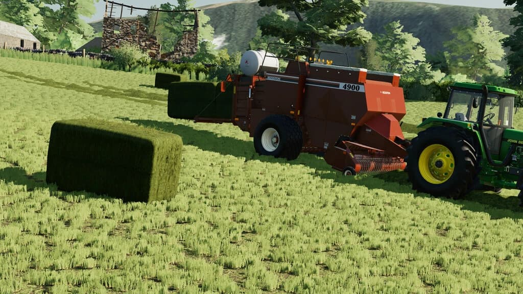 HESSTON 4900 BALER 2