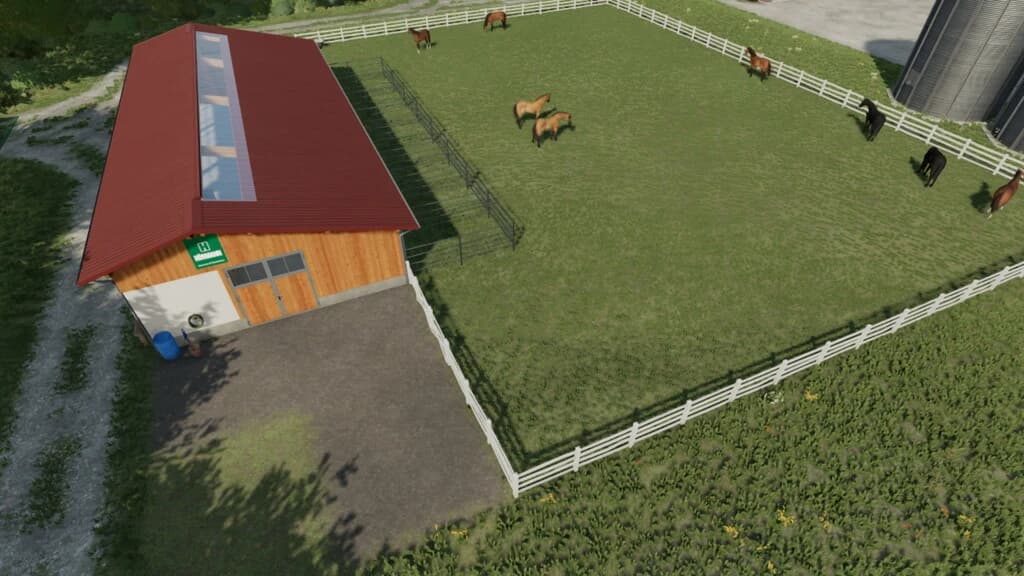 HORSE STABLE WITH PADDOCKS 3