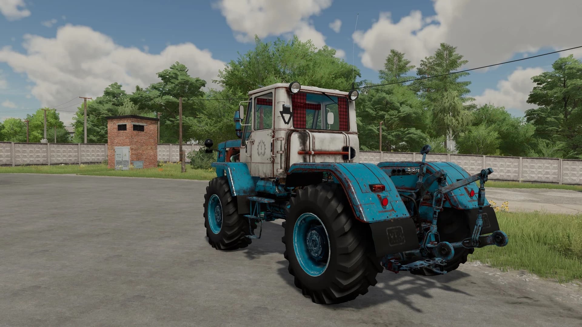 HTZ T-150K 3