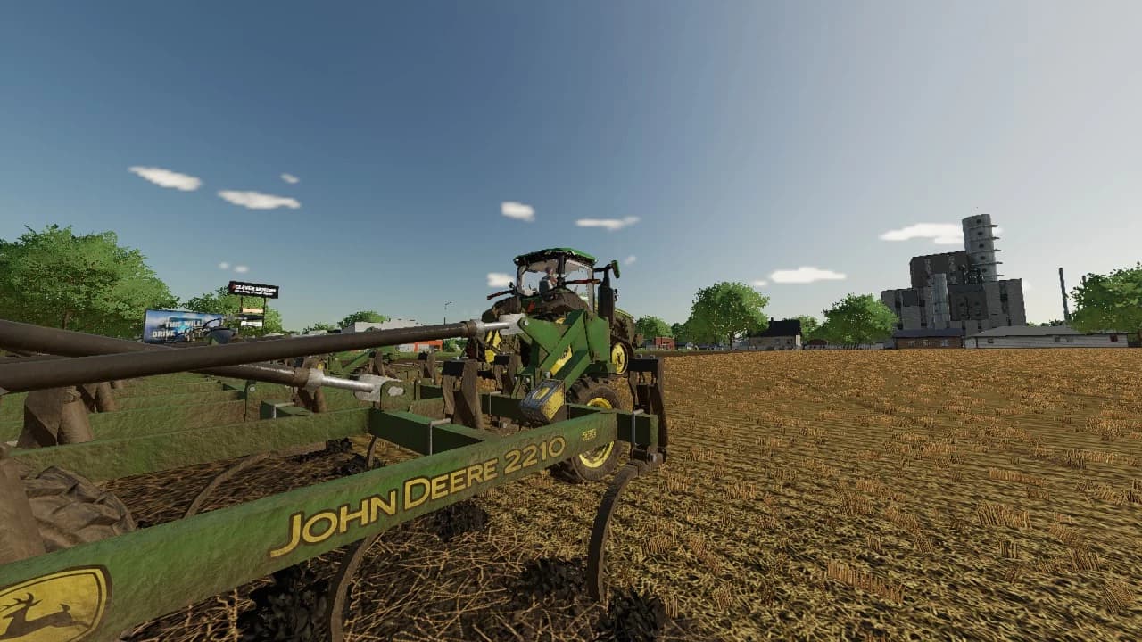 JOHN DEERE 2210 3