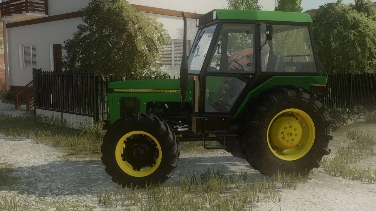 JOHN DEERE 2X00 4