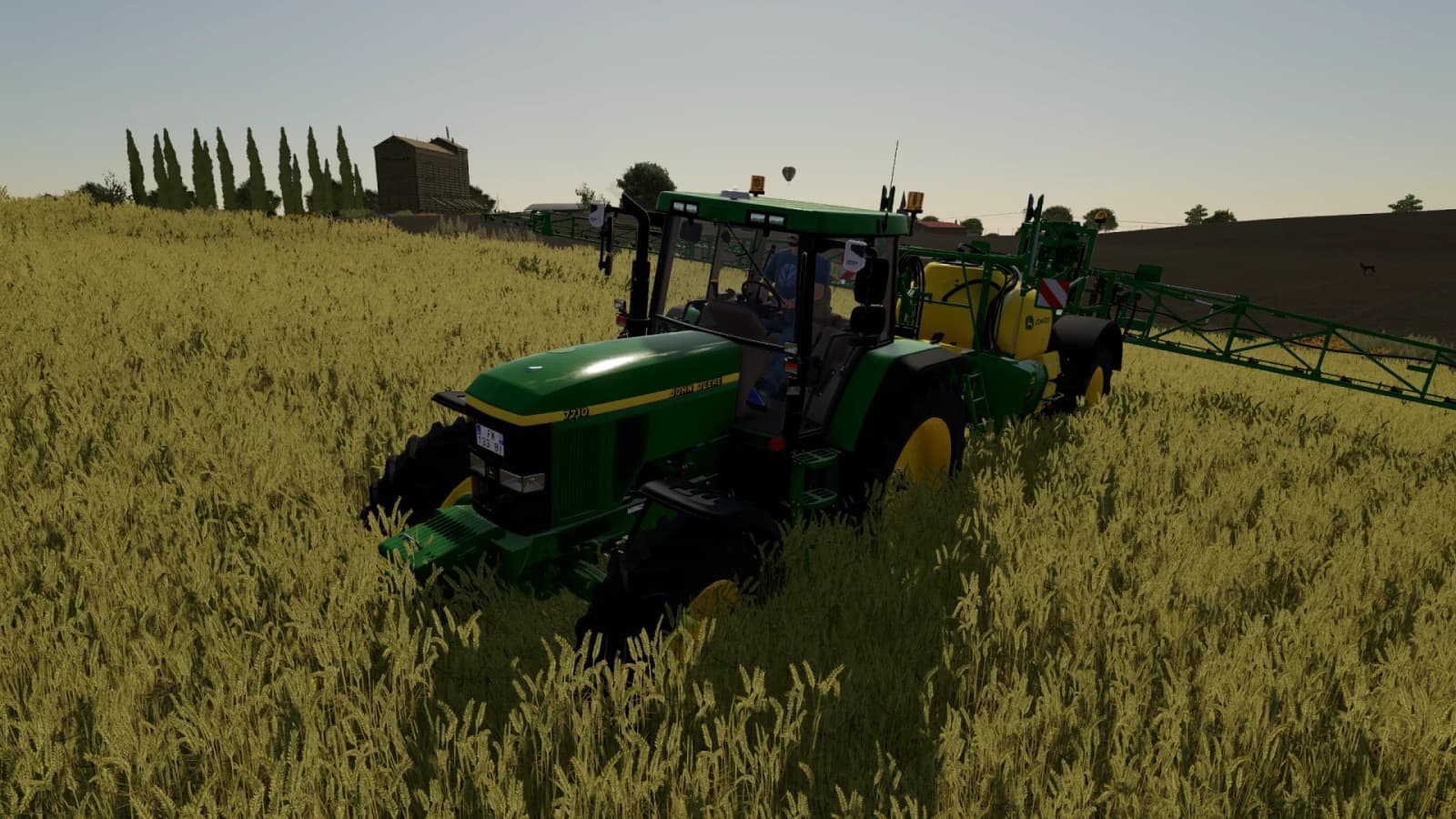 JOHN DEERE 7010 2