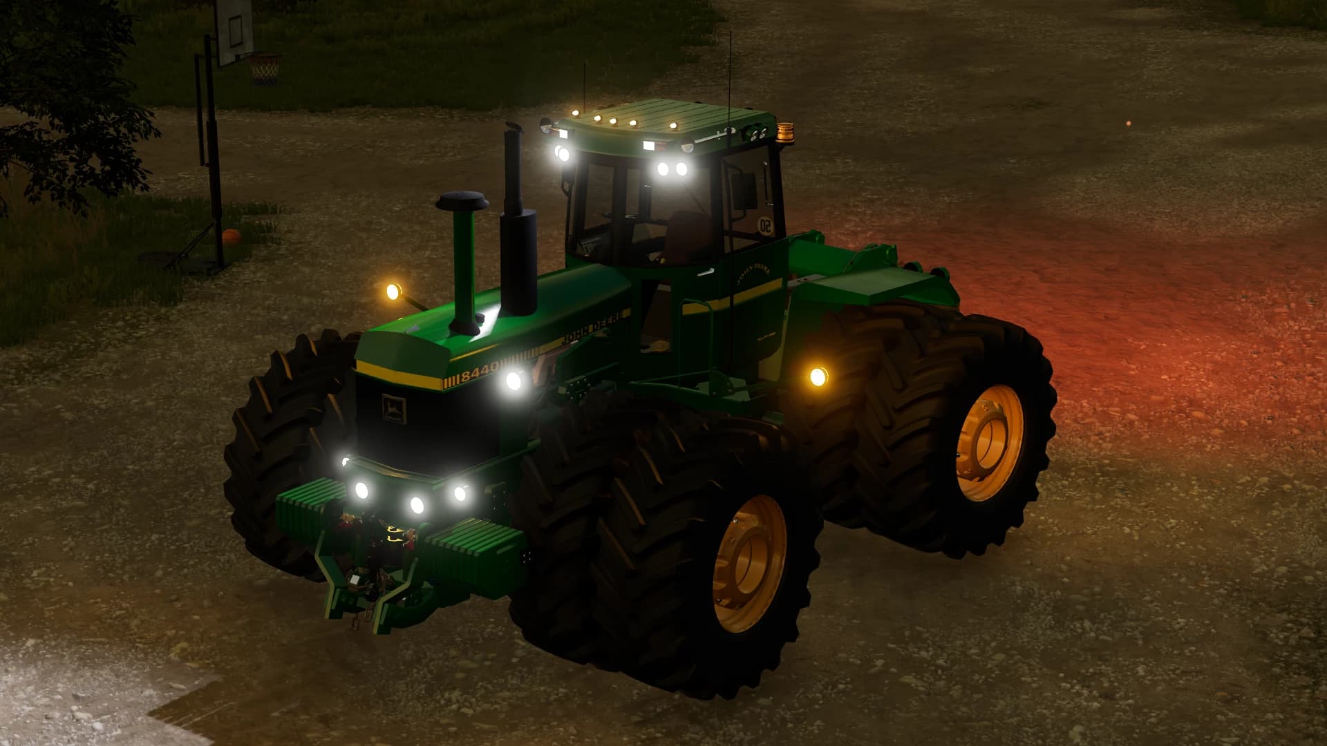 JOHN DEERE 8440 2