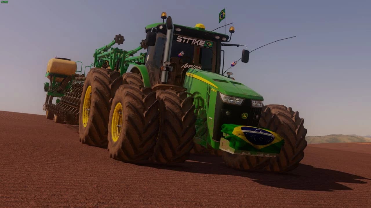 JOHN DEERE 8R 2011 BR 3