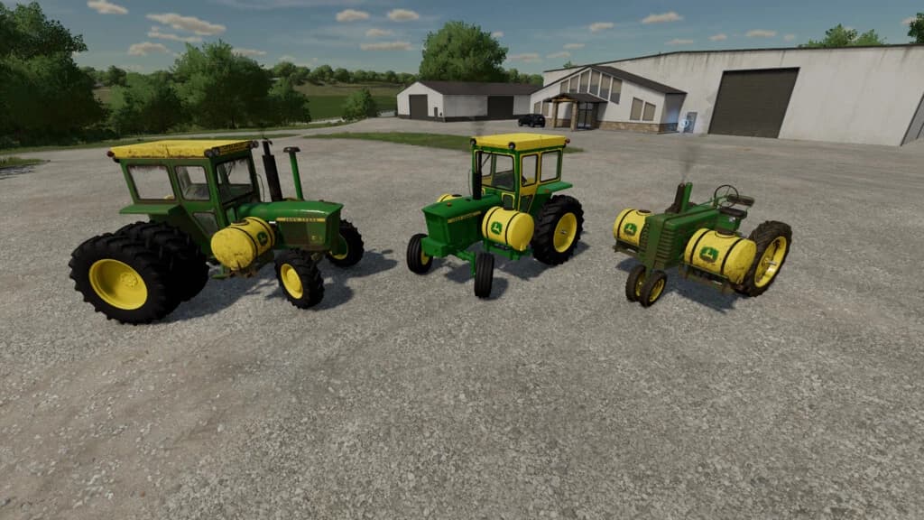 JOHN DEERE SADDLE TANKS 4
