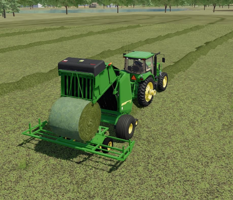 John Deere 561R + Accumulator 5