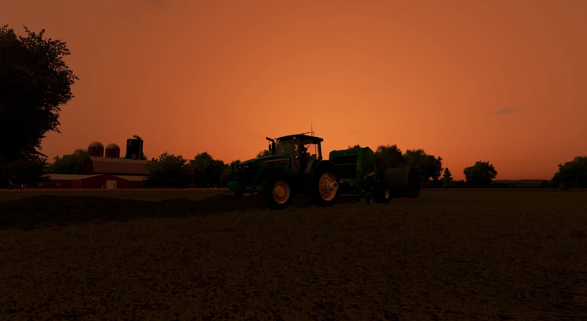 John Deere 561R + Accumulator 2