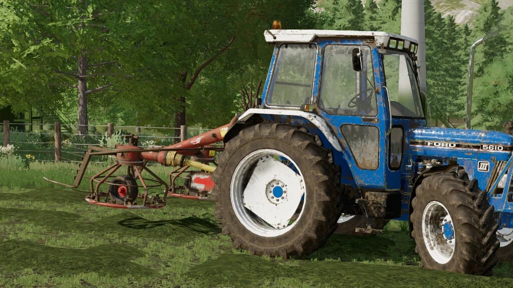 KUHN HAYBAB 300 TEDDER/RAKE 5