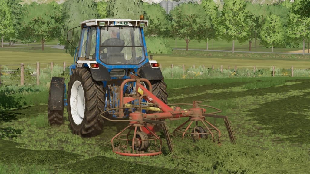 KUHN HAYBAB 300 TEDDER/RAKE