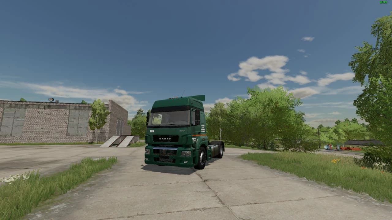 Kamaz 5490 and Kamaz 65206 4
