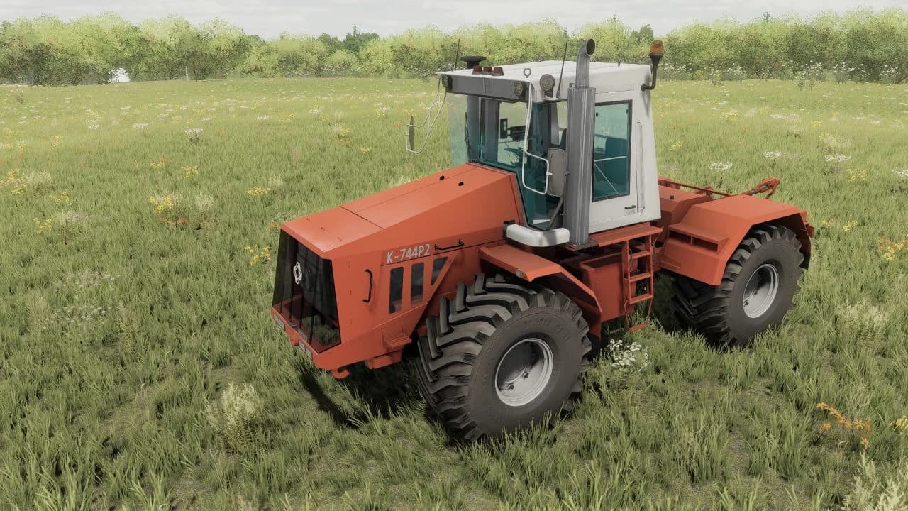Kirovets K-744 R2 3