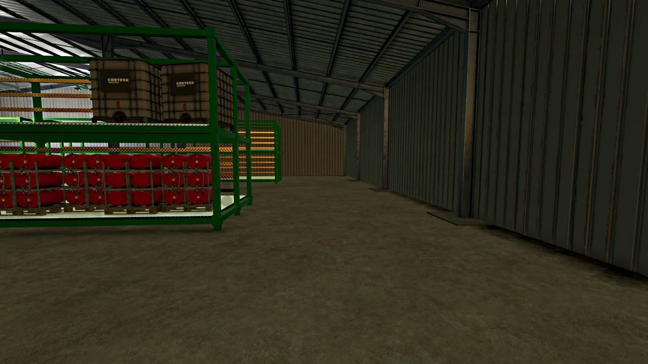 LARGE SHED LIGHTS AND SHELVES 4