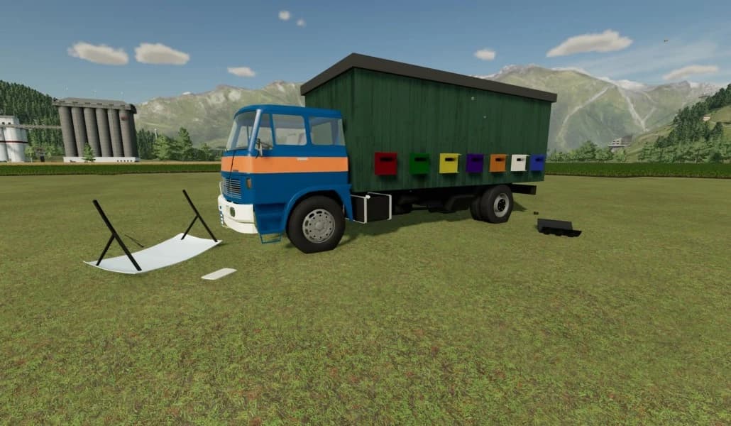 LIAZ 100 BEES 3