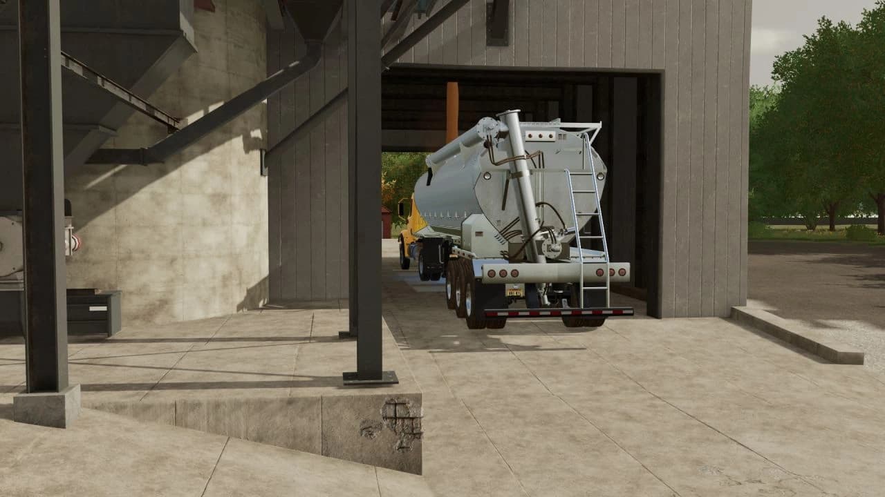 LIZARD BULKFEED TRAILER 4