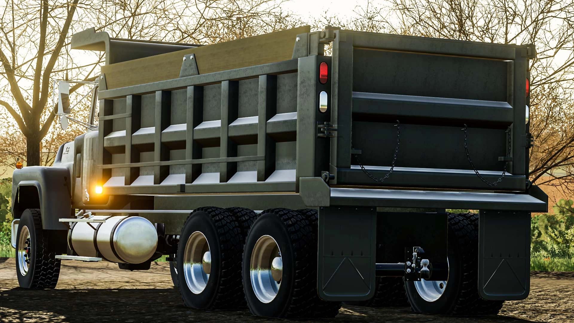 MACK DUMP TRUCK