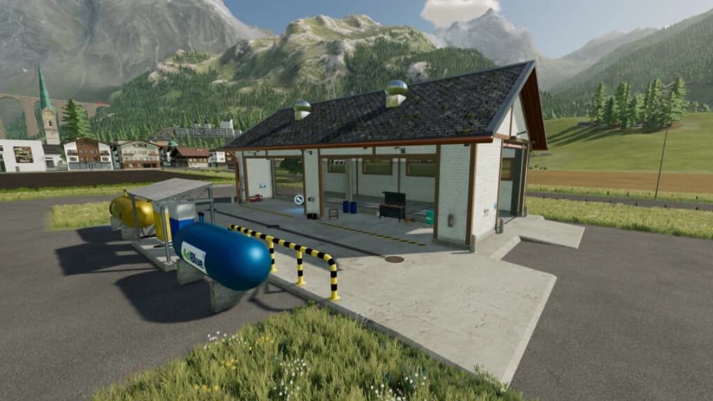 MAINTENANCE BUILDING 4