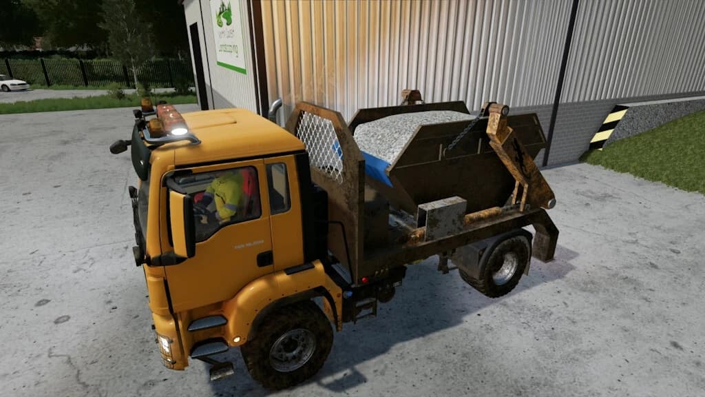 MAN TGS SKIP LOADER 4